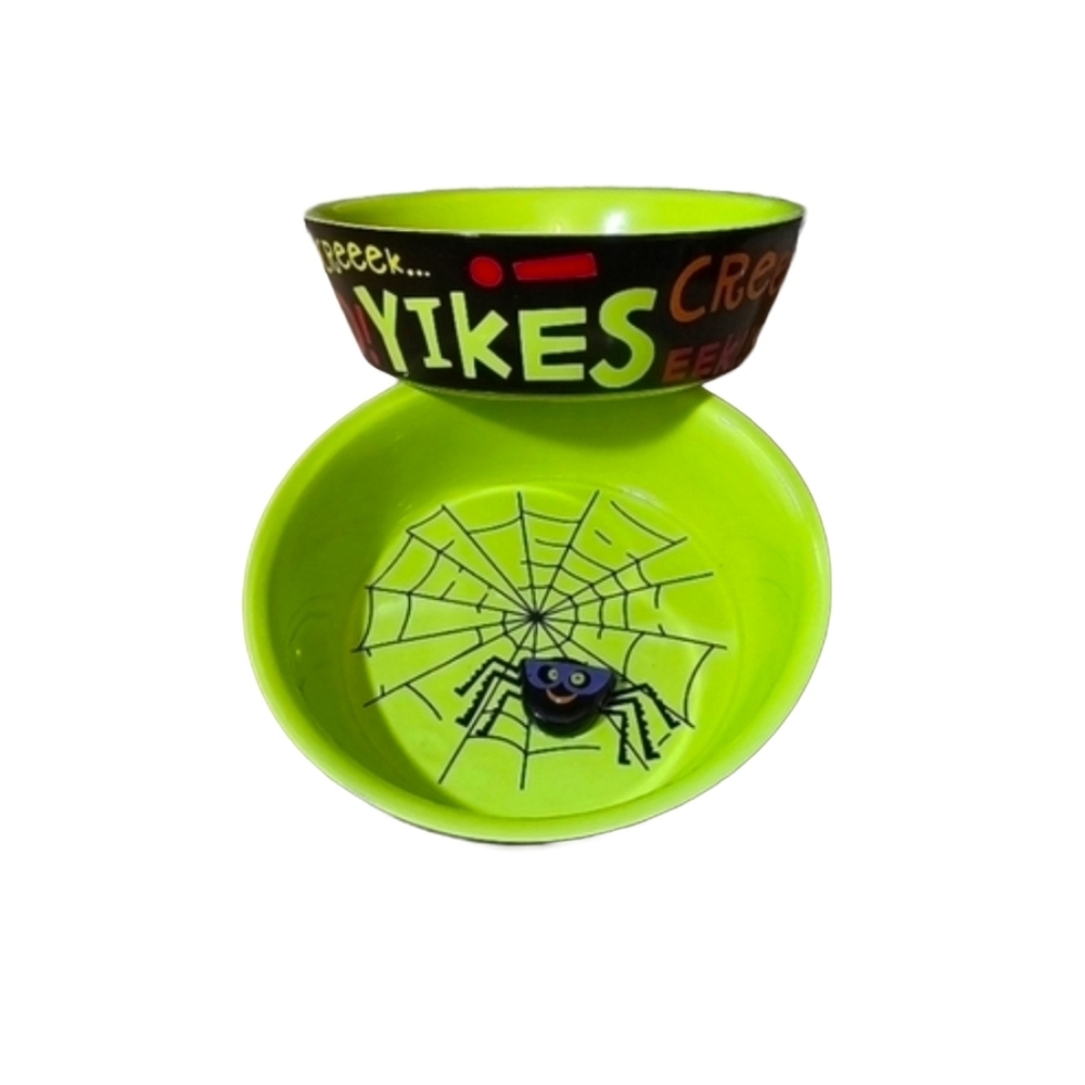 Hallmark scary spider Halloween 2 bowls euc